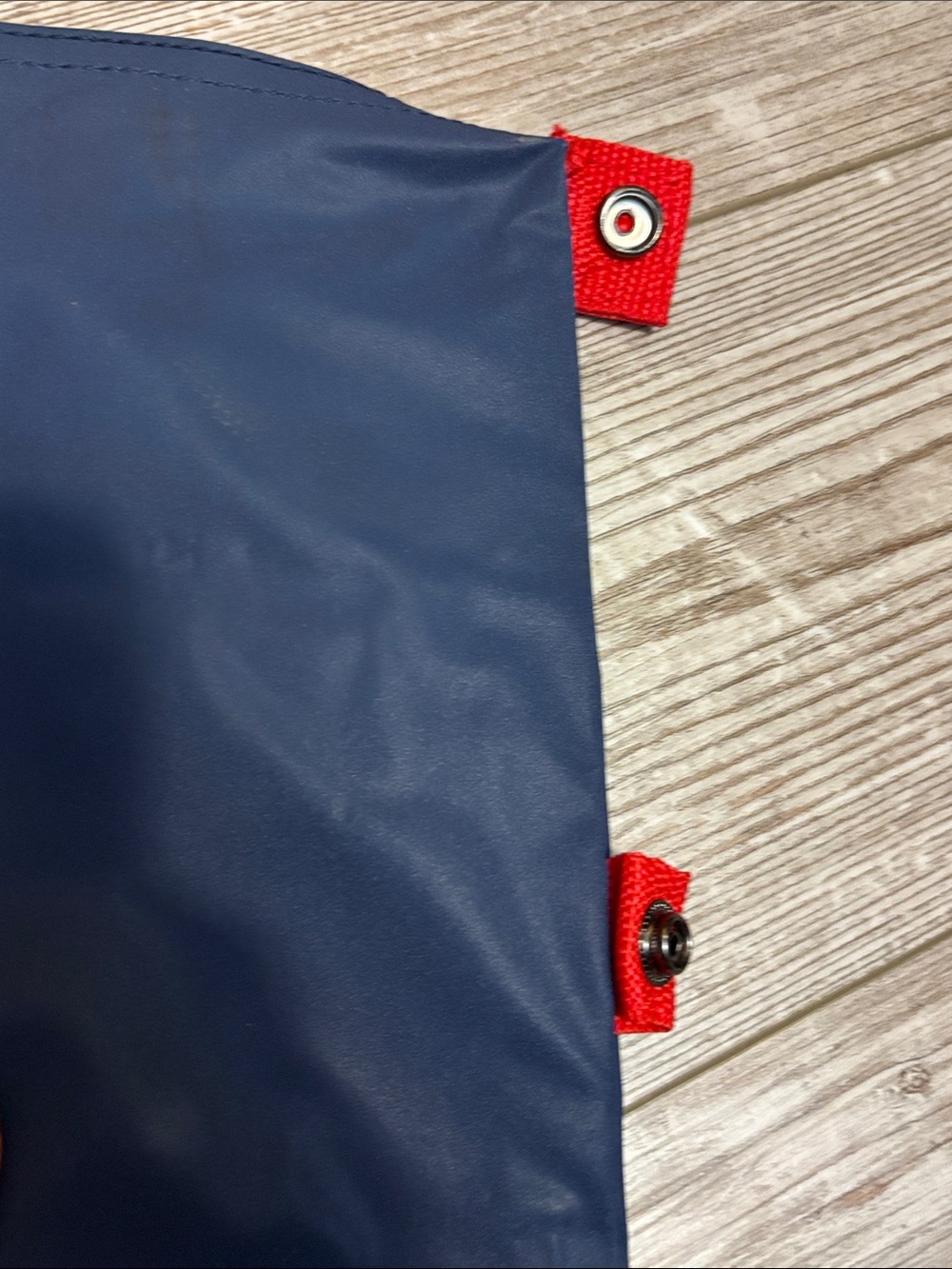 American Tourister Navy Duffel Tote with Red Trim - Picture 4 of 8